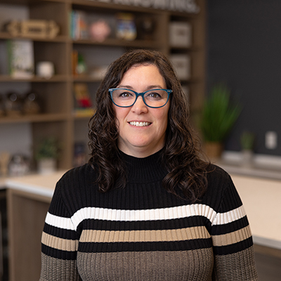 Shannon Ladd Headshot