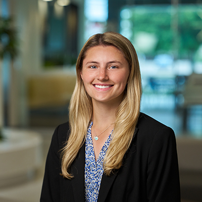 Headshot of Caroline