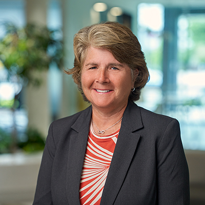 Headshot of Marikate